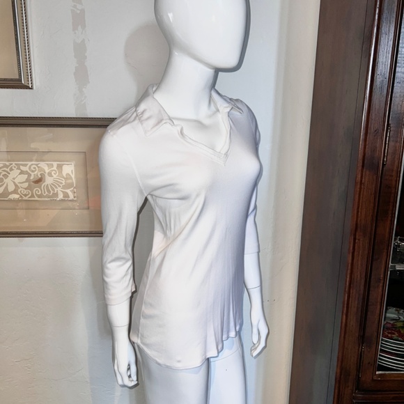 Three Dots Soft Cotton White Collared V-Neck Pullover Top - Medium - Picture 2 of 7